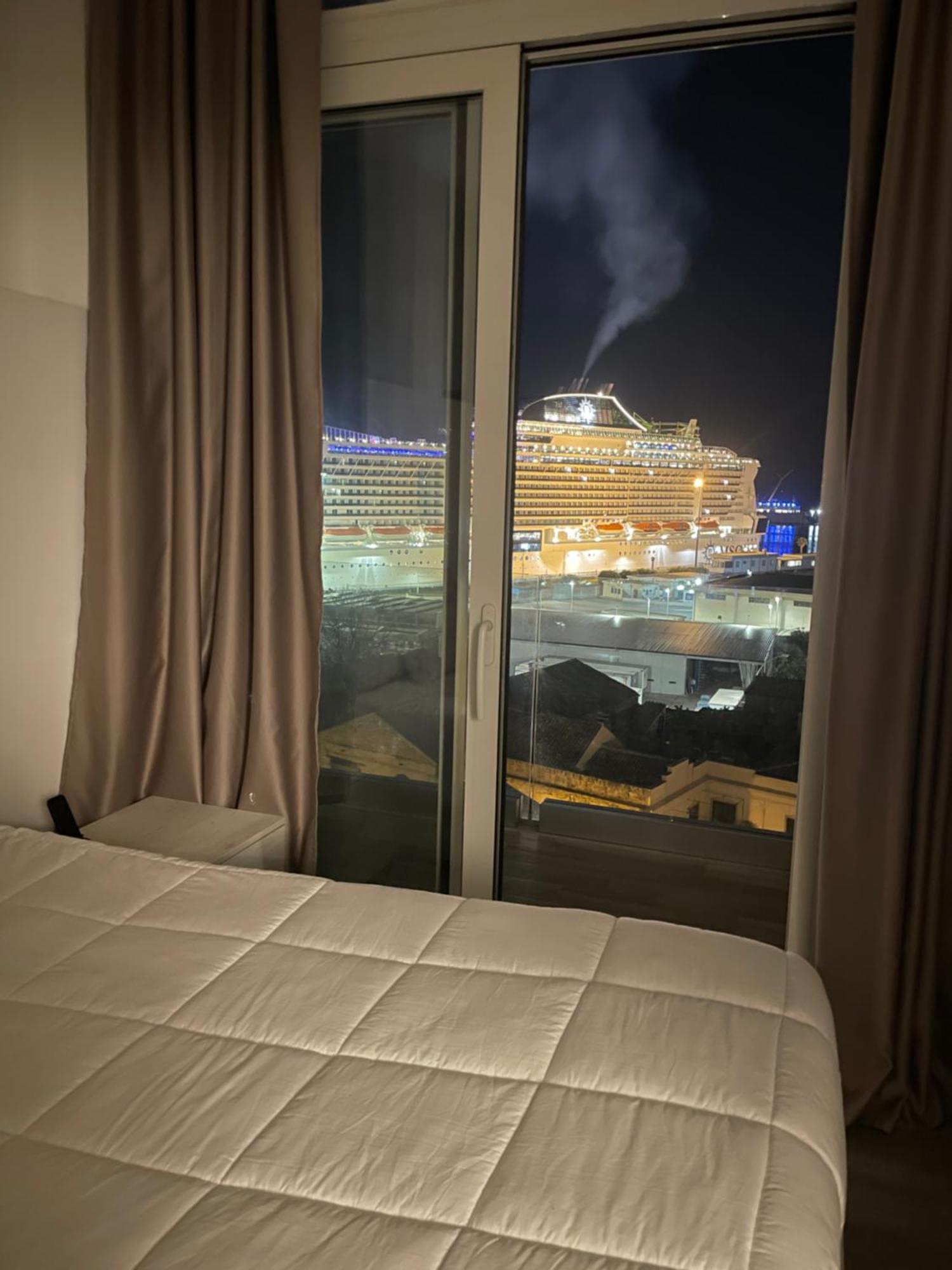 Palermo Inn Marina Exclusive View Eksteriør billede