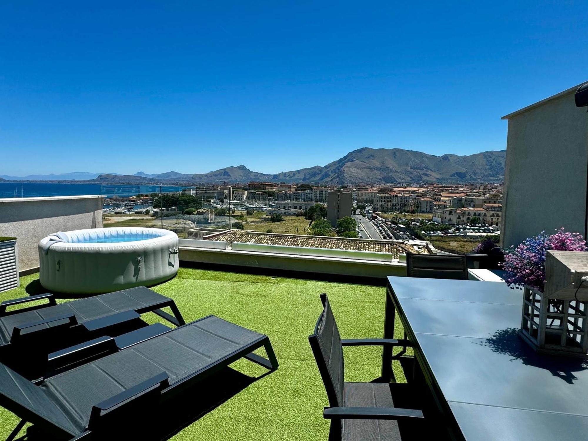 Palermo Inn Marina Exclusive View Eksteriør billede